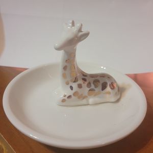 Giraffe trinket tray
